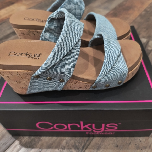 Corky's Denim Wedges - Picture 2 of 5